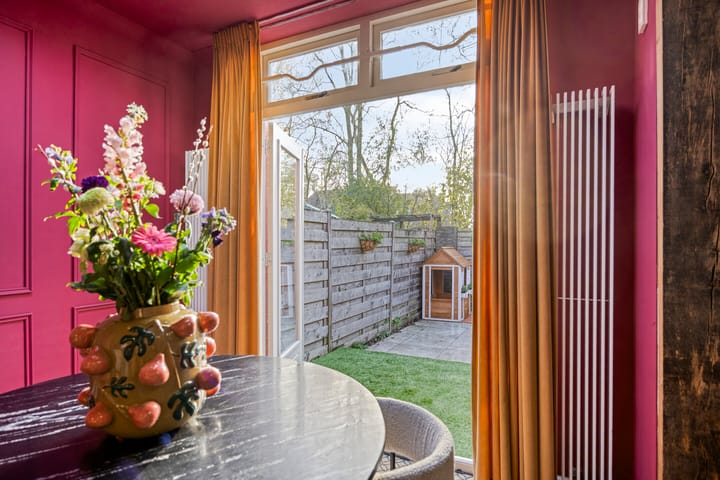 Photo 4 of Zuiderstraat 7