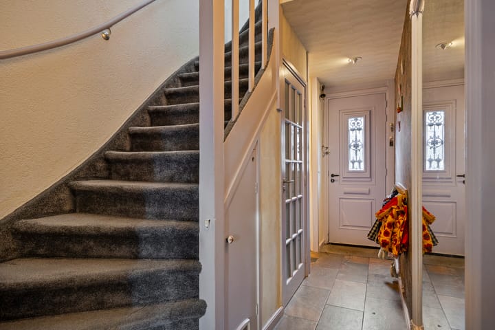 Photo 11 of Zuiderstraat 7