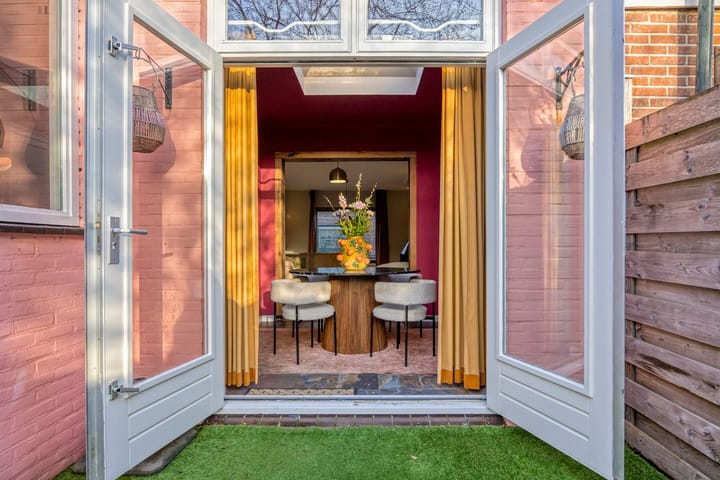 Photo 39 of Zuiderstraat 7