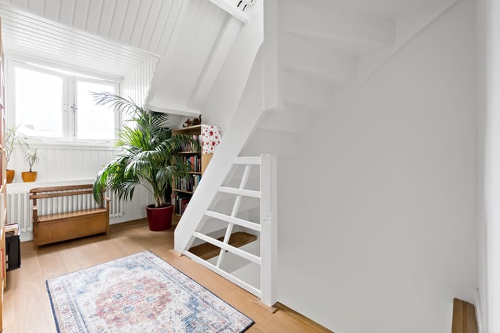 Photo 36 of Oranjestraat 1-B