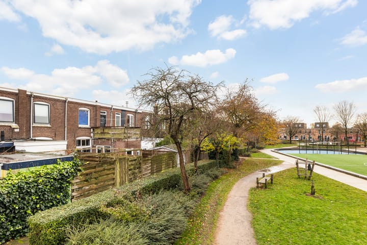 Photo 23 of Anjelierstraat 18