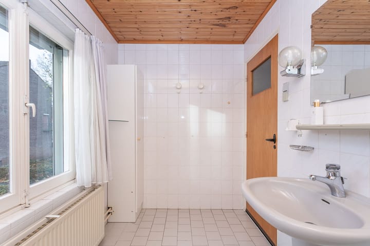 Photo 15 of Spechtstraat 6