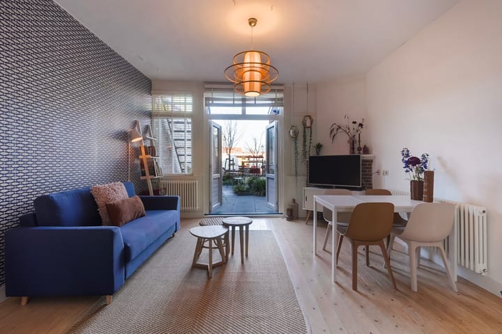 Photo 12 of Veerstraat 17