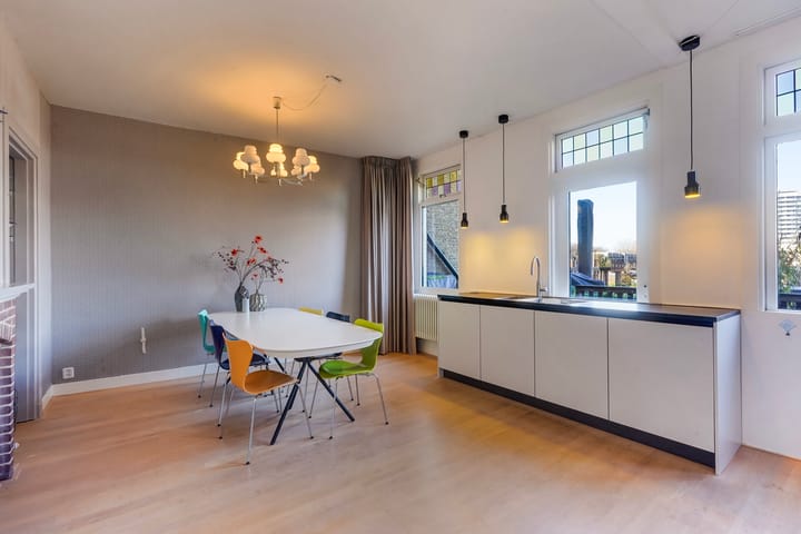 Photo 37 of Veerstraat 17