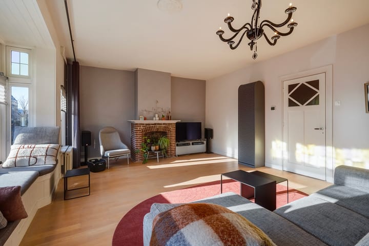 Photo 41 of Veerstraat 17