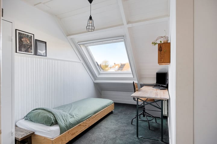 Photo 13 of Klompenmaker 19