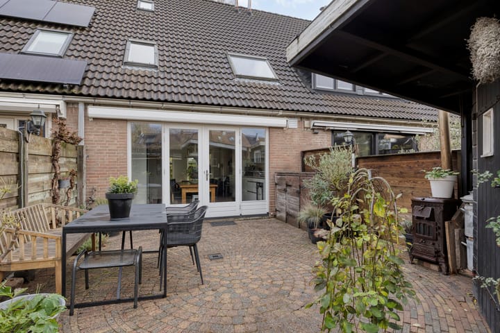 Photo 4 of Klompenmaker 19