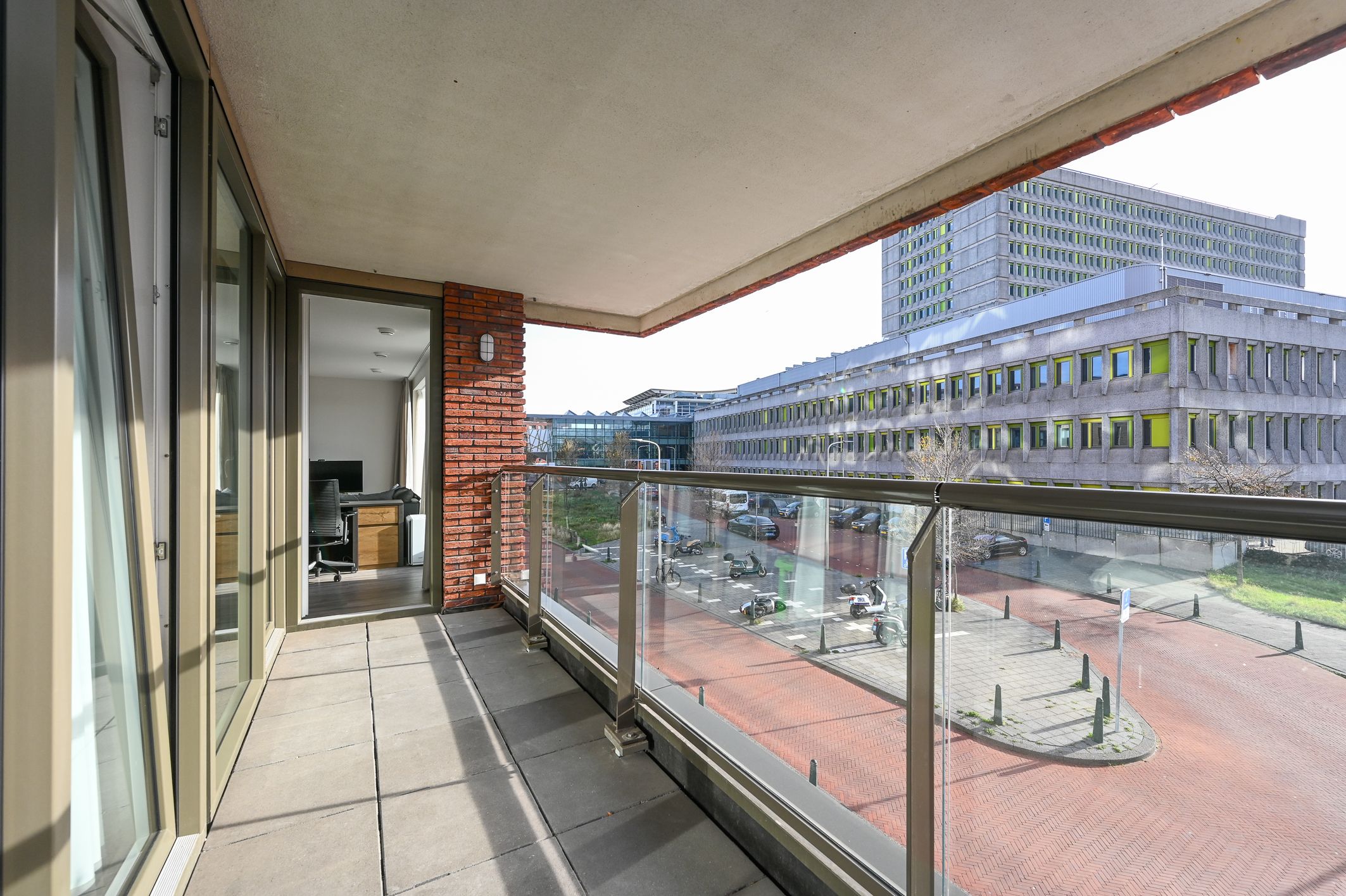 Photo 21 of Escamplaan 886-E