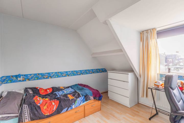 Foto 17 van C Lelystraat 6