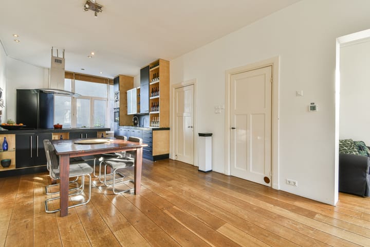 Foto 7 van Maarten Harpertszoon Trompstraat 22-2