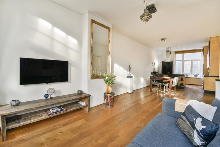 Foto 5 van Maarten Harpertszoon Trompstraat 22-2