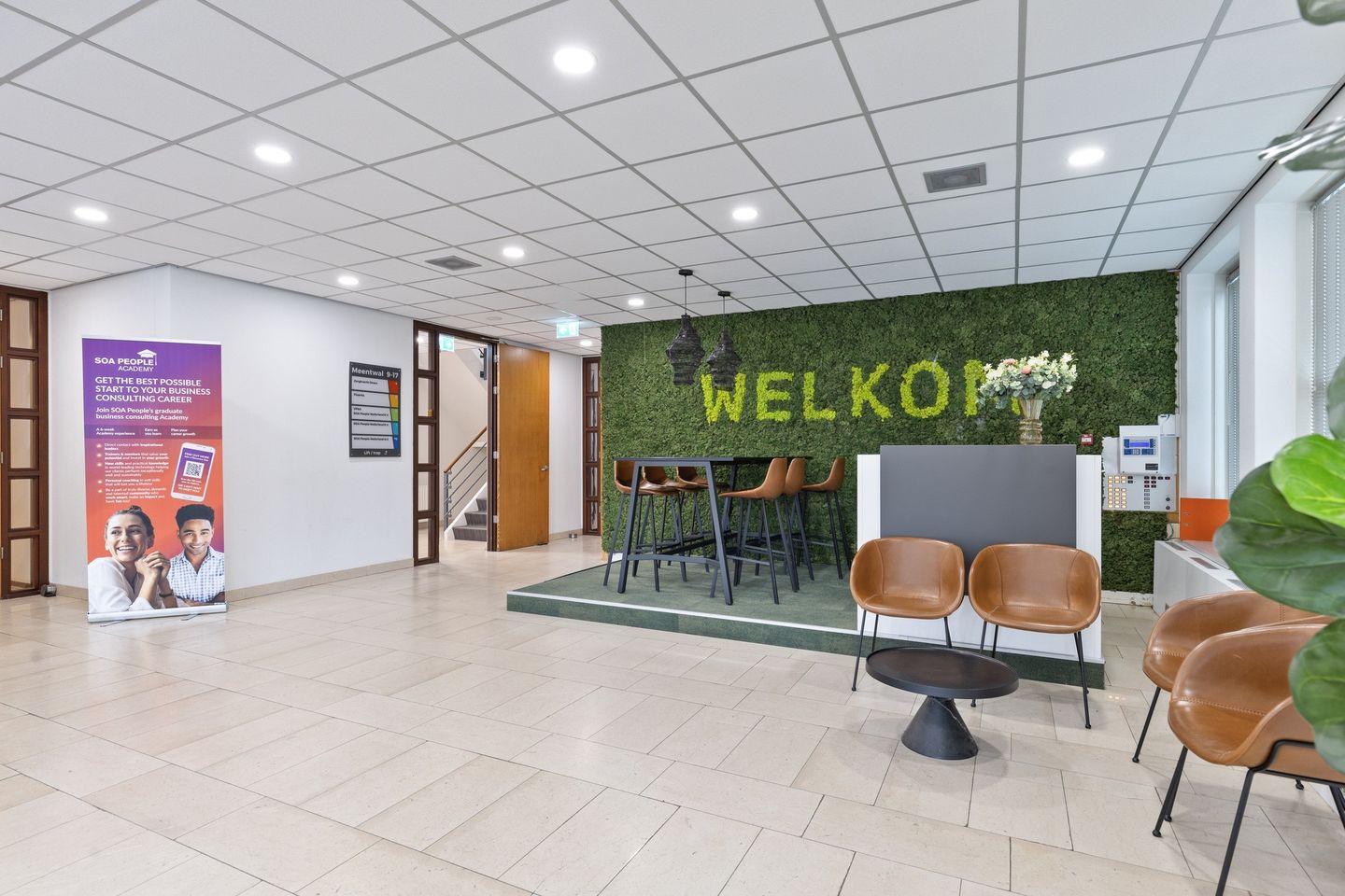 View photo 5 of Meentwal 13