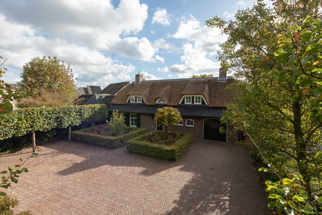 Photo 8 of Heuvelstraat 17