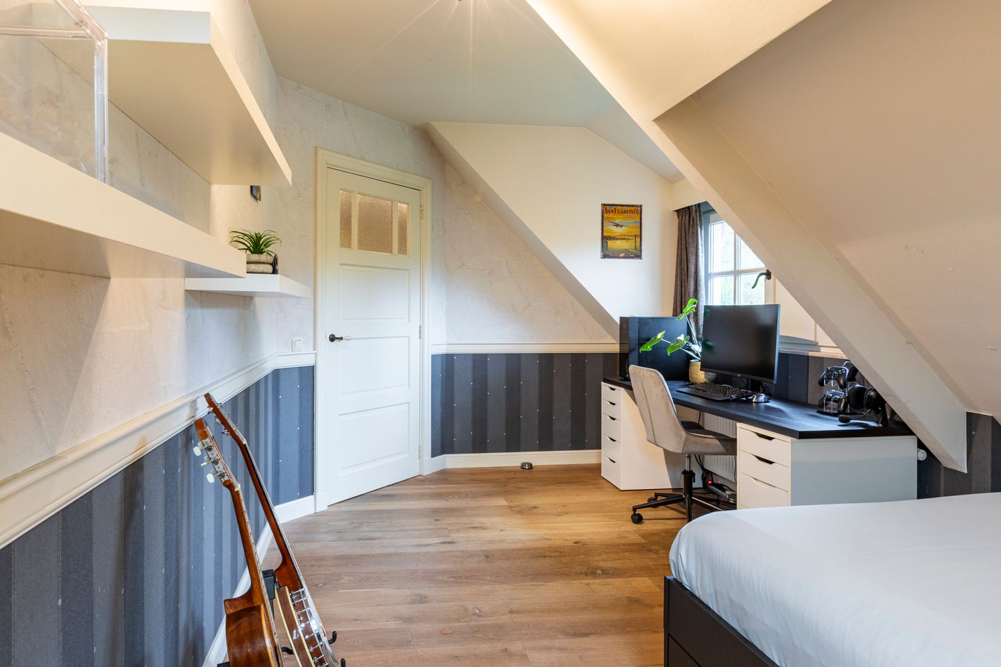 Photo 34 of Heuvelstraat 17