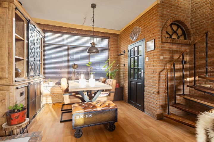 Foto 5 van De Ruijterstraat 8