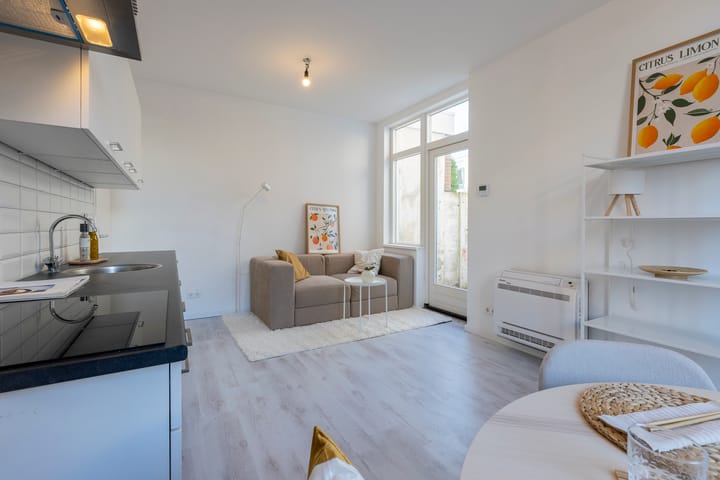 Photo 17 of Meeussenstraat 1