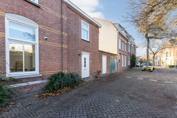 Photo 6 of Meeussenstraat 1