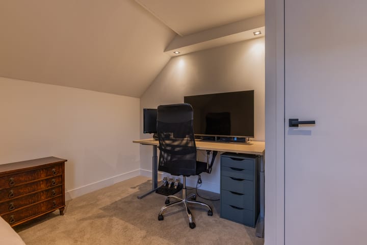 Photo 34 of Tolstraat 26