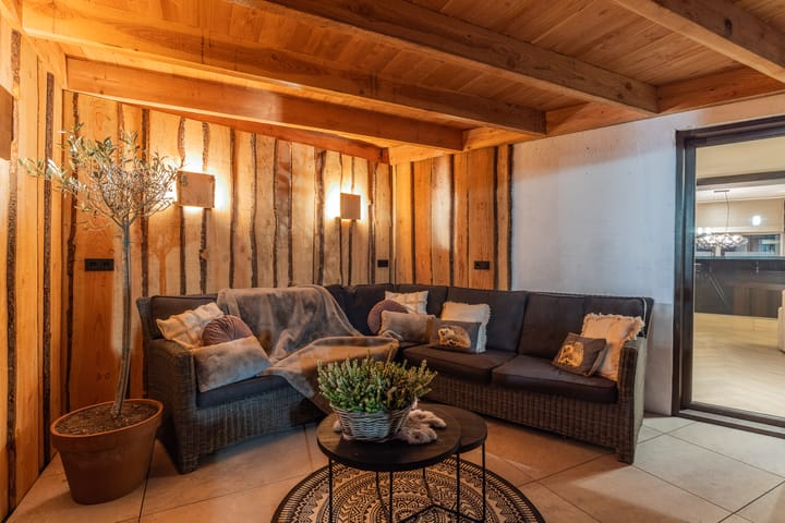 Photo 42 of Tolstraat 26