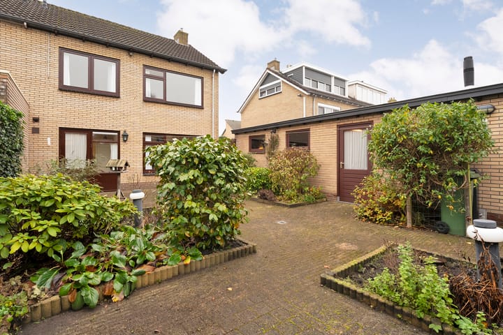 Foto 28 van Irisstraat 11