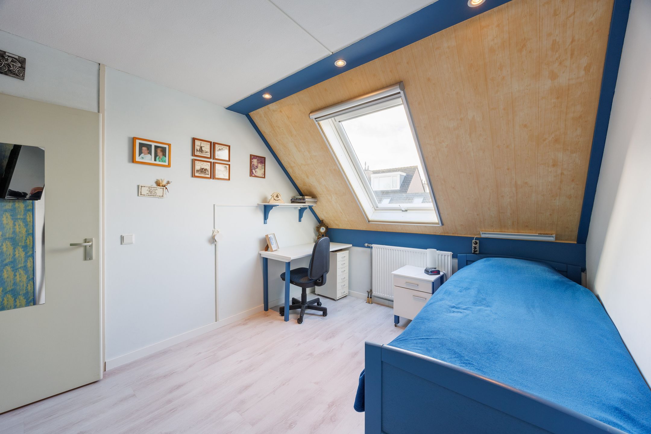 Foto 18 van Tripolipad 6