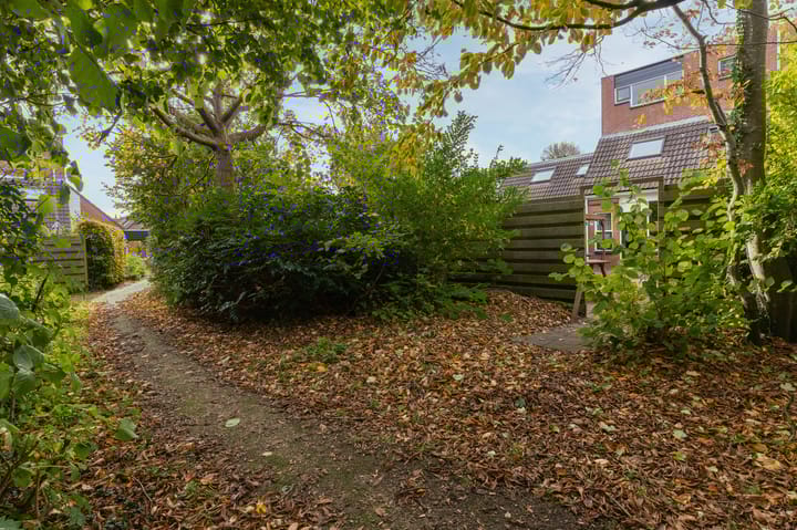 Photo 36 of Kosterstuin 133