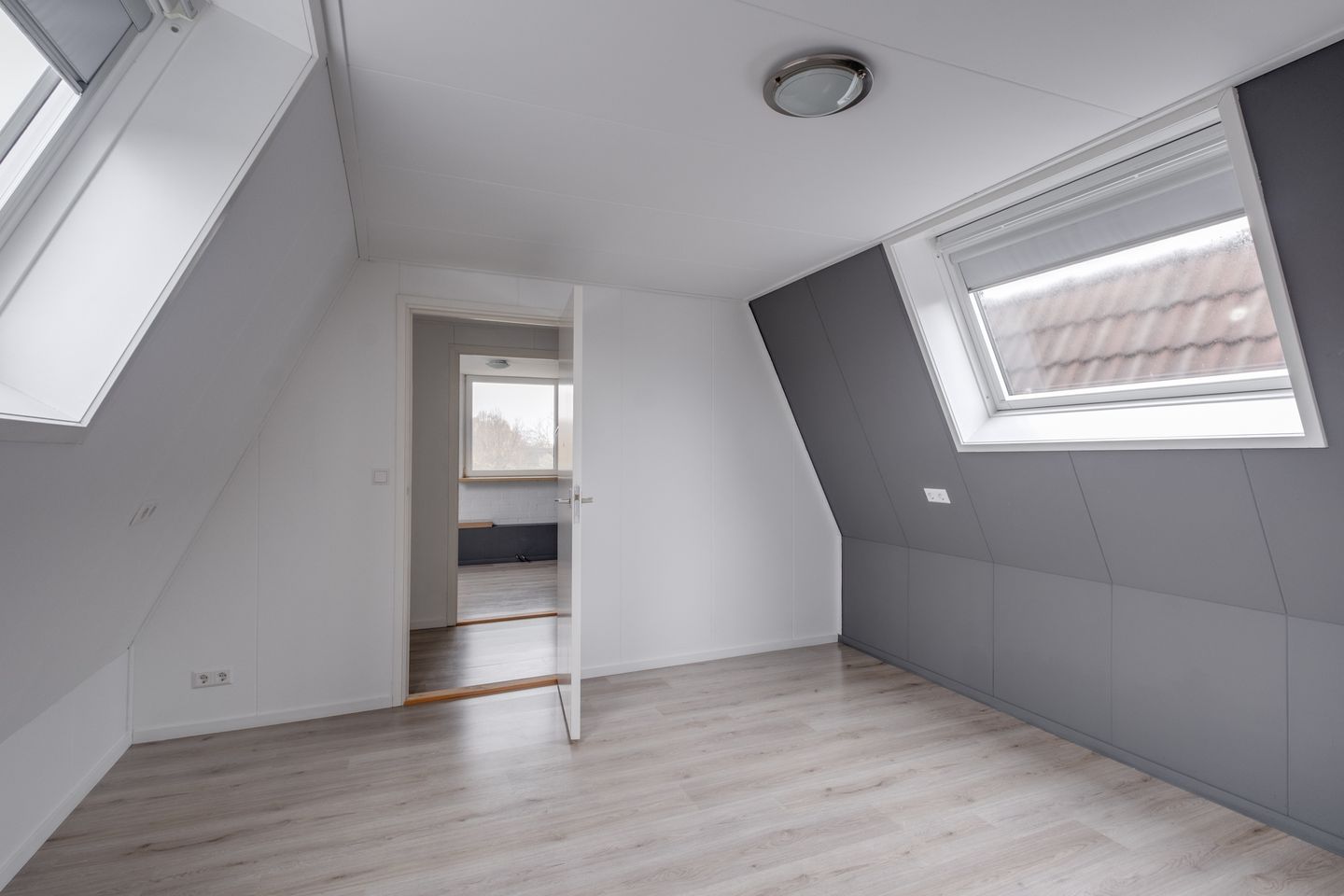 Foto 29 van Lijsterbesstraat 51