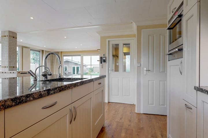 Foto 9 van Lijsbeth Tijsweg 7-46