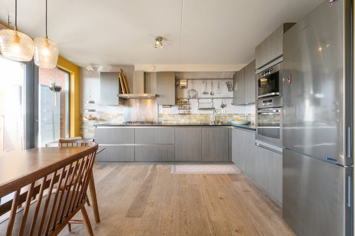 Foto 10 van Haarlemmerweg 277