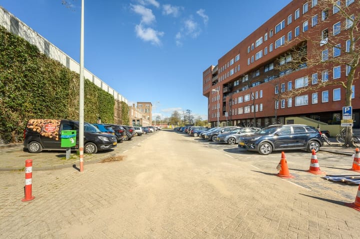 Foto 29 van Haarlemmerweg 277