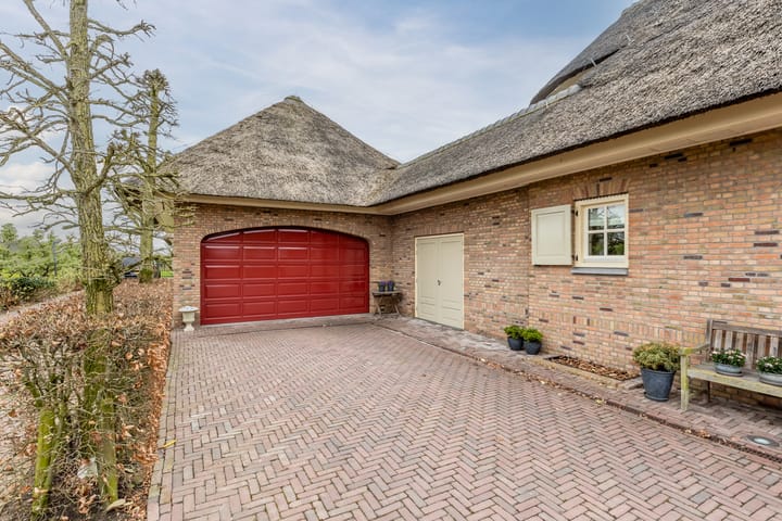 Photo 10 of Voorstraat 45