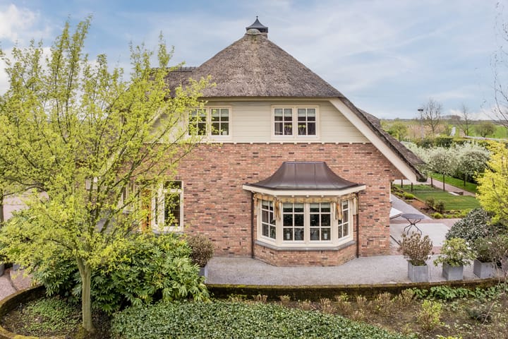 Photo 18 of Voorstraat 45