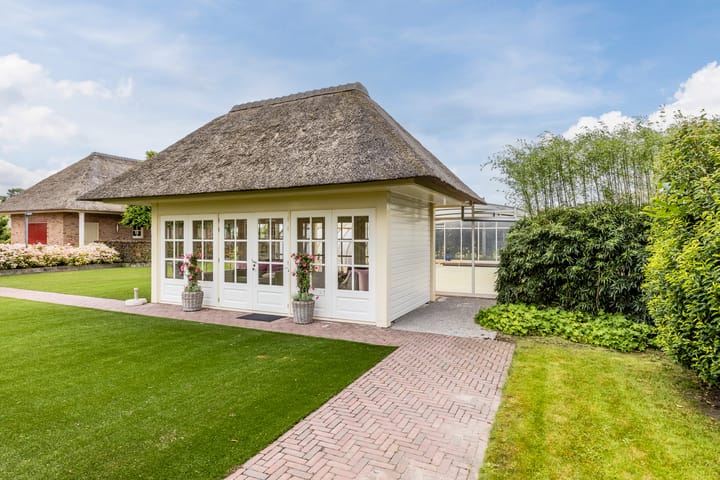 Photo 38 of Voorstraat 45