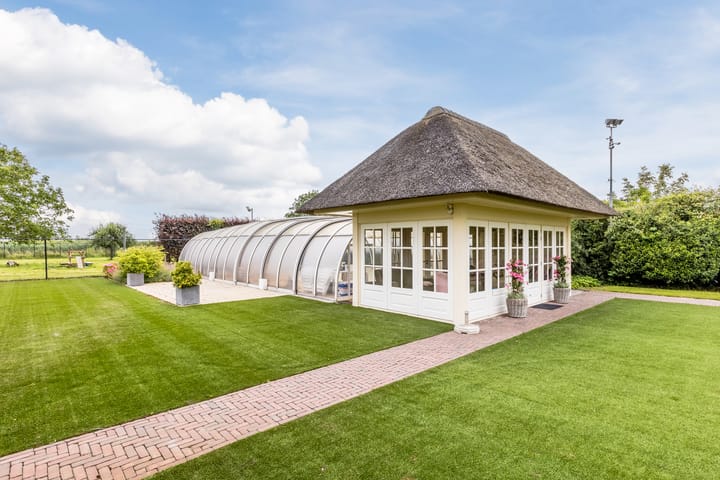 Photo 39 of Voorstraat 45