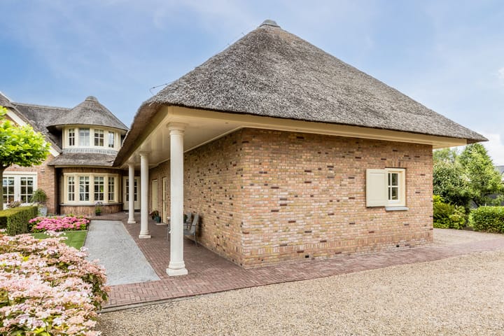 Photo 42 of Voorstraat 45