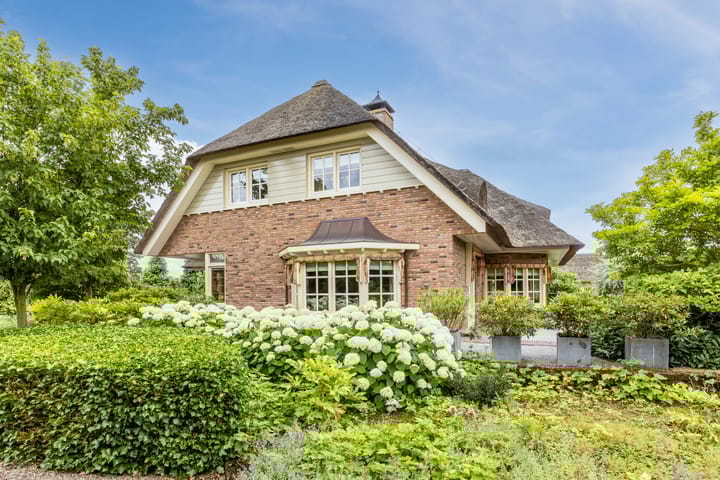 Photo 48 of Voorstraat 45