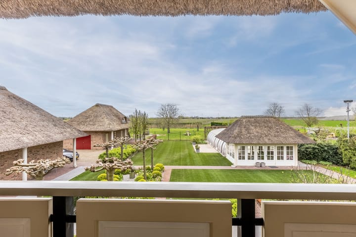 Photo 11 of Voorstraat 45