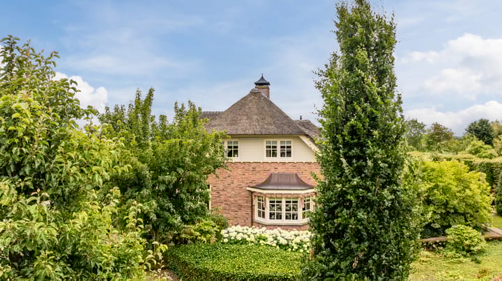 Photo 52 of Voorstraat 45