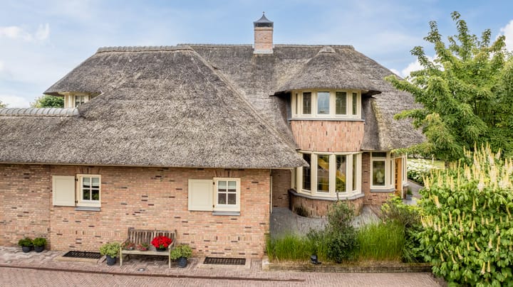 Photo 55 of Voorstraat 45