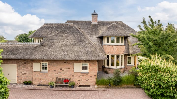 Photo 56 of Voorstraat 45