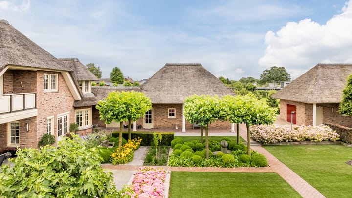 Photo 9 of Voorstraat 45