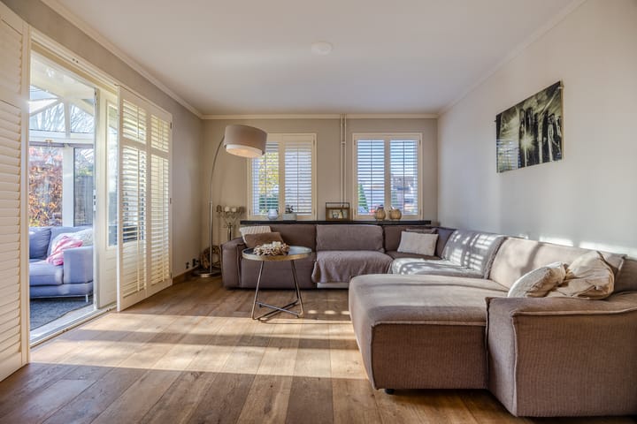 Photo 9 of Graaf van Vlaanderenstraat 16