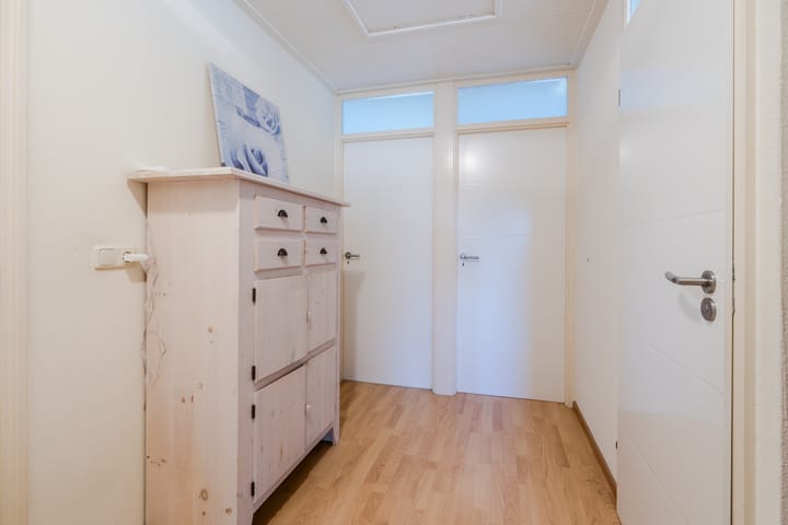 Photo 28 of Graaf van Vlaanderenstraat 16