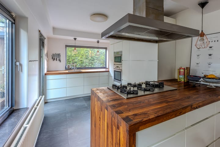 Photo 13 of de Genestetlaan 18-A