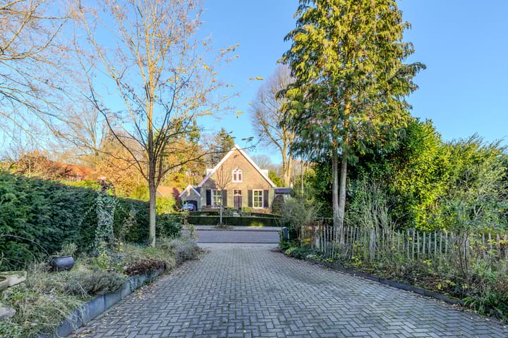 Photo 38 of de Genestetlaan 18-A