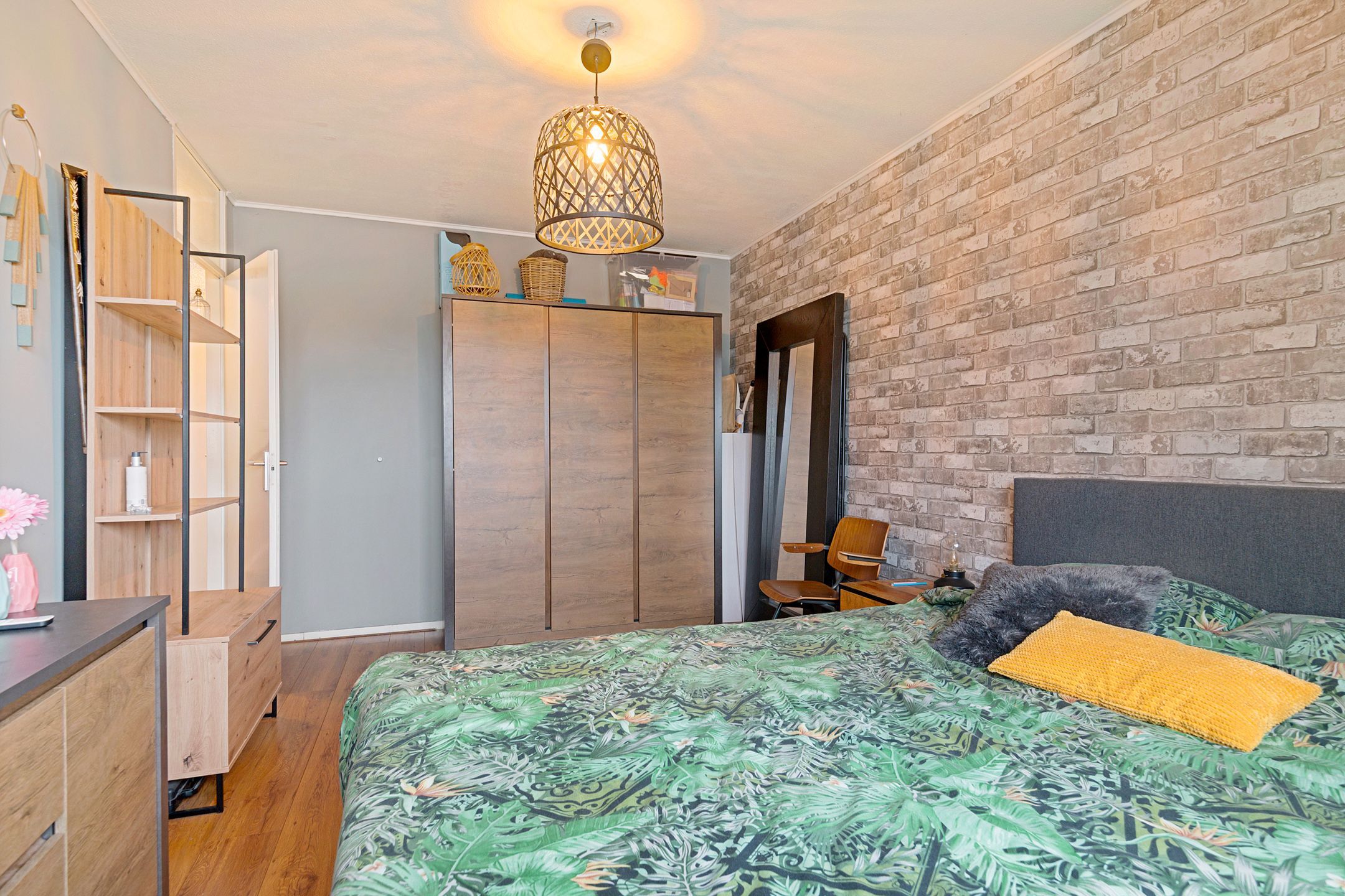 Foto 15 van Schweitzerlaan 41