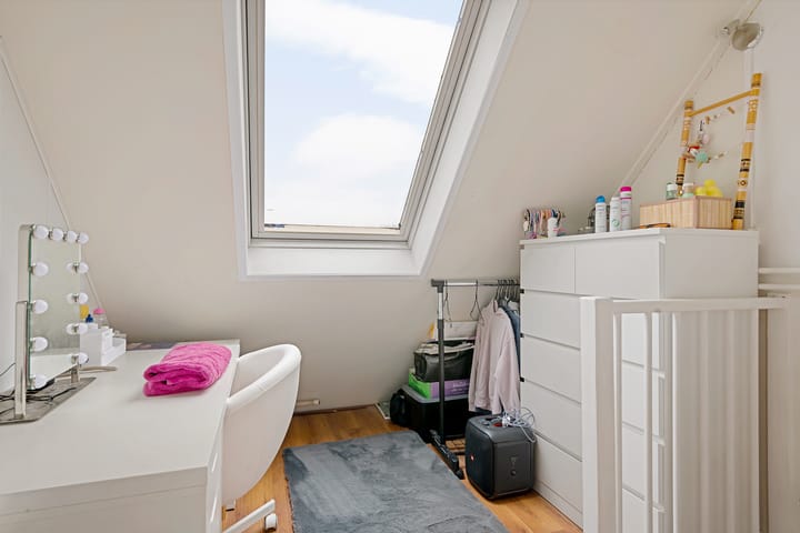 Foto 24 van Schweitzerlaan 41