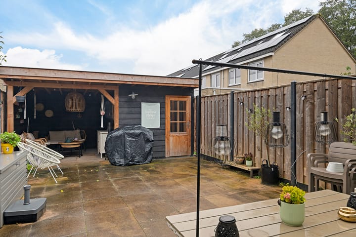 Foto 33 van Schweitzerlaan 41