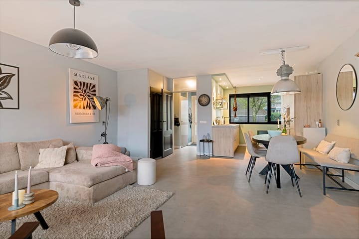 Foto 8 van Schweitzerlaan 41