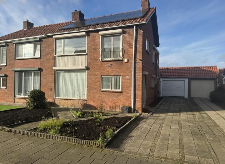 Spoorstraat 64 main image